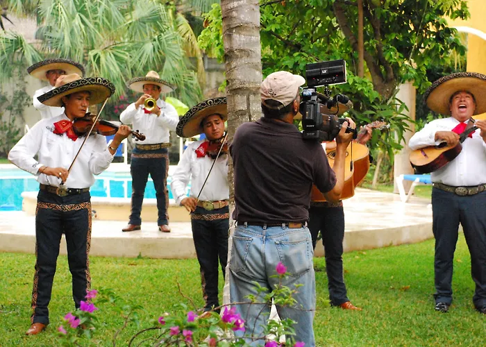 Casa Colonial *