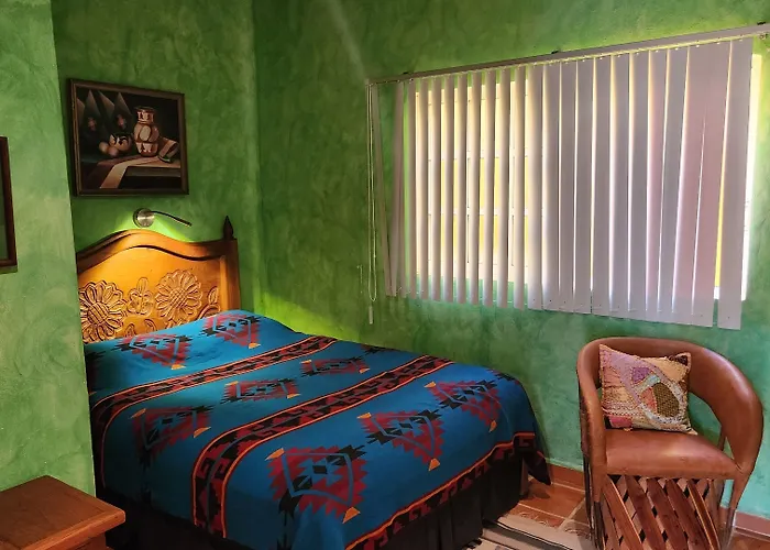 Casa Colonial *