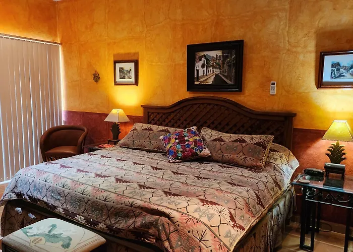 Casa Colonial