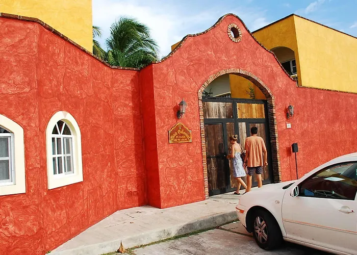 Casa Colonial *